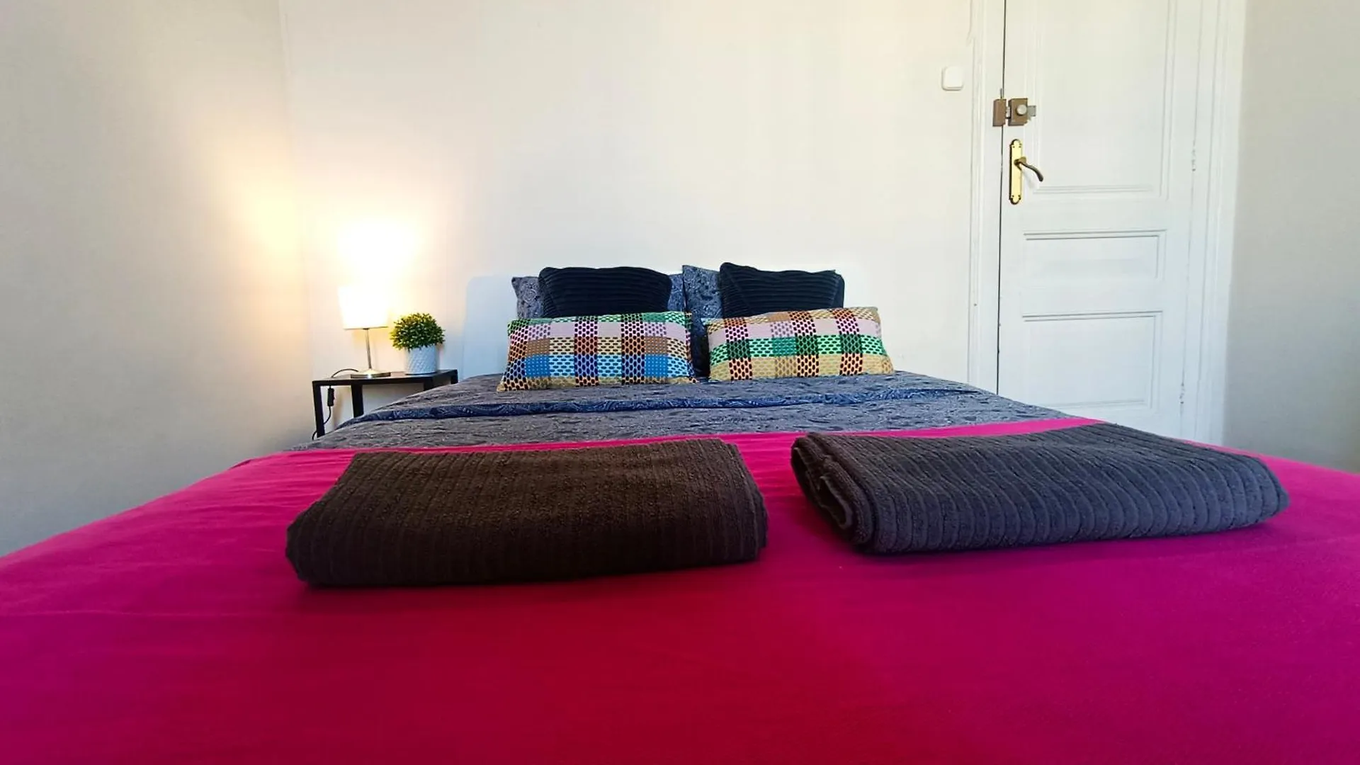 Ostello Oasis Rooms Barcelona - Urquinaona1