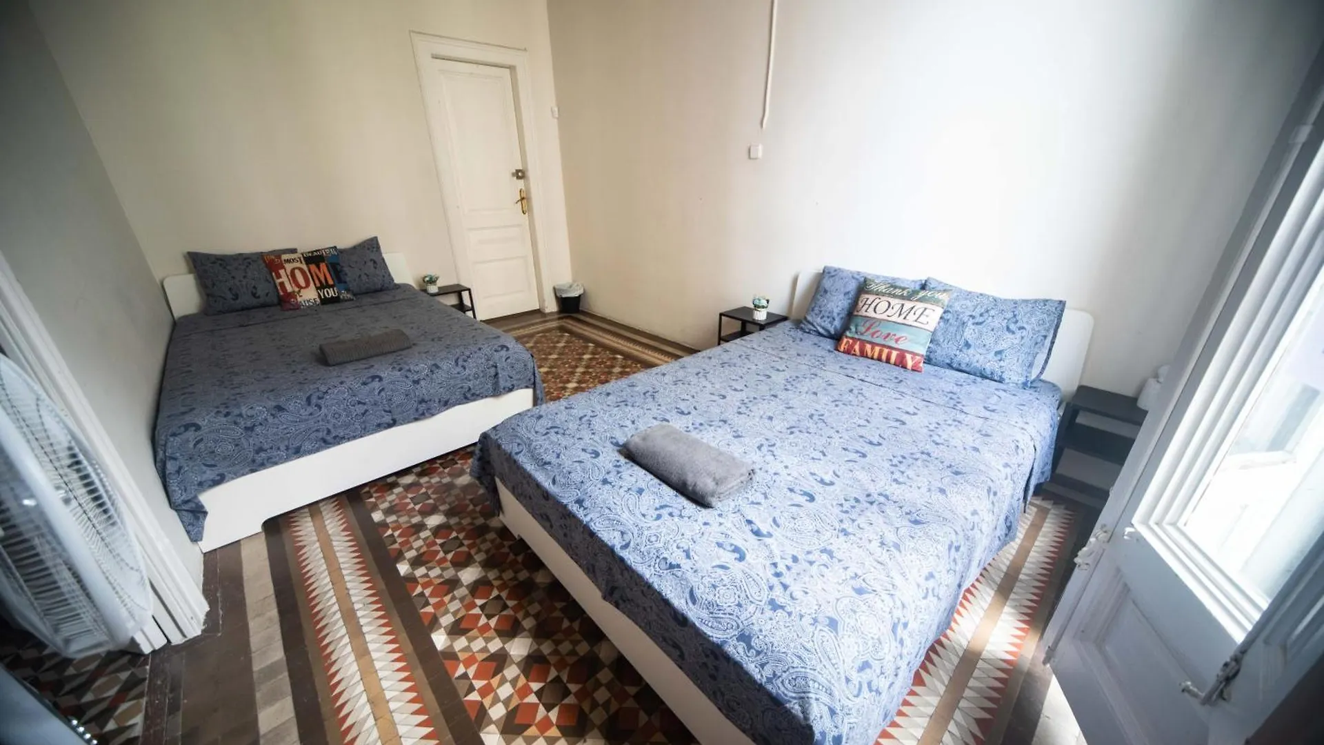 Oasis Rooms Barcelona - Urquinaona1 0*,