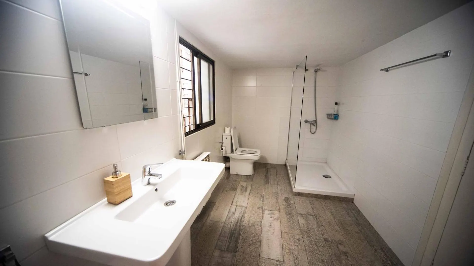 Oasis Rooms Barcelona - Urquinaona1 Ostello